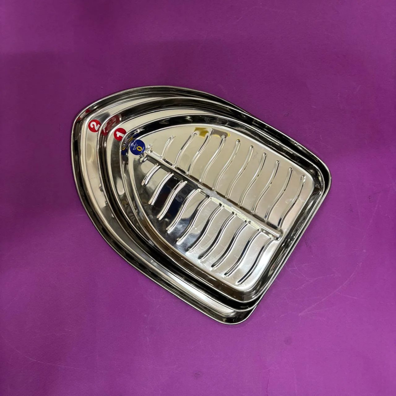 Banana Leaf Shape Stainless Steel Plate - Image 4
