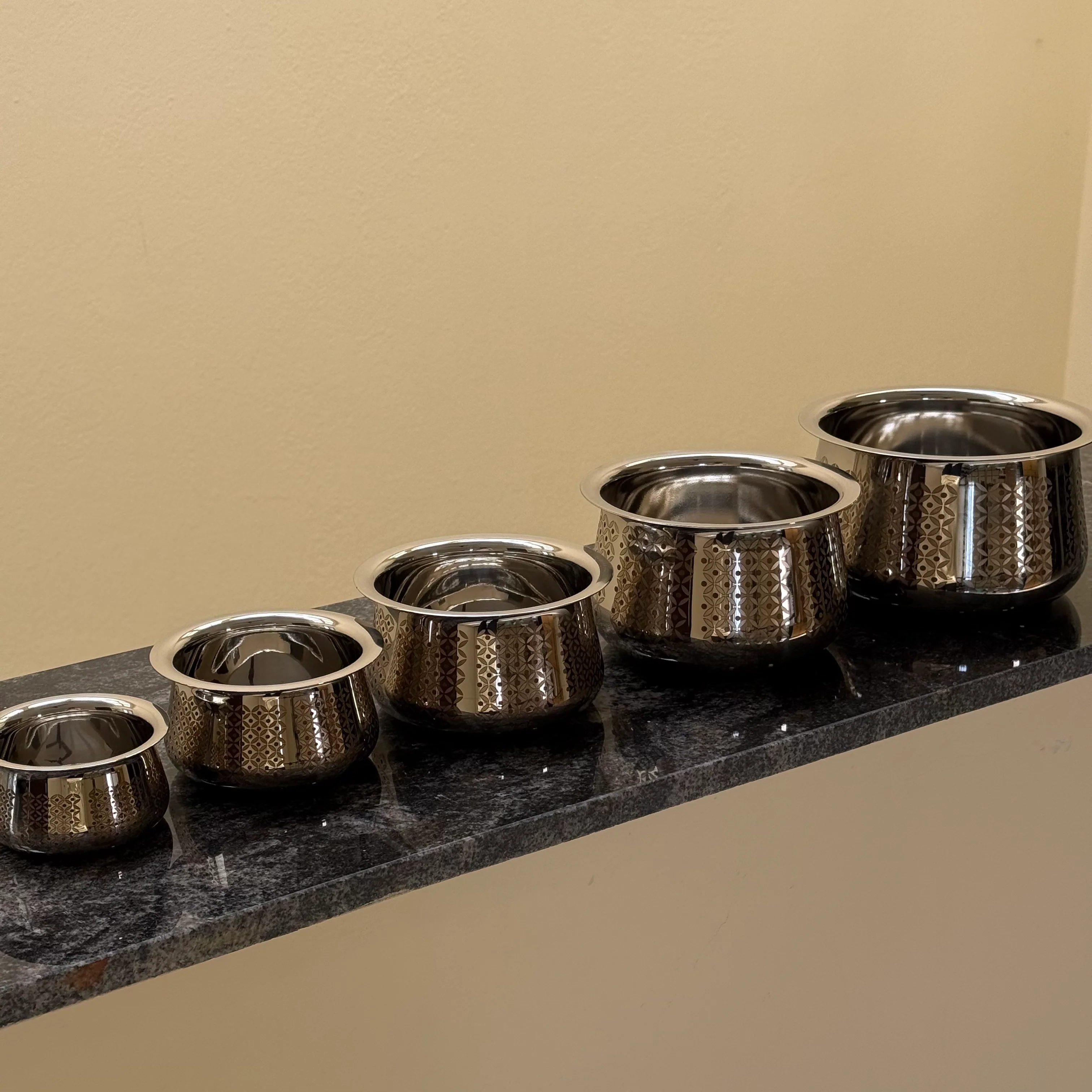 Chettinad Laser Adukku Satti - Stainless Steel Serving Bowls VS - Image 5