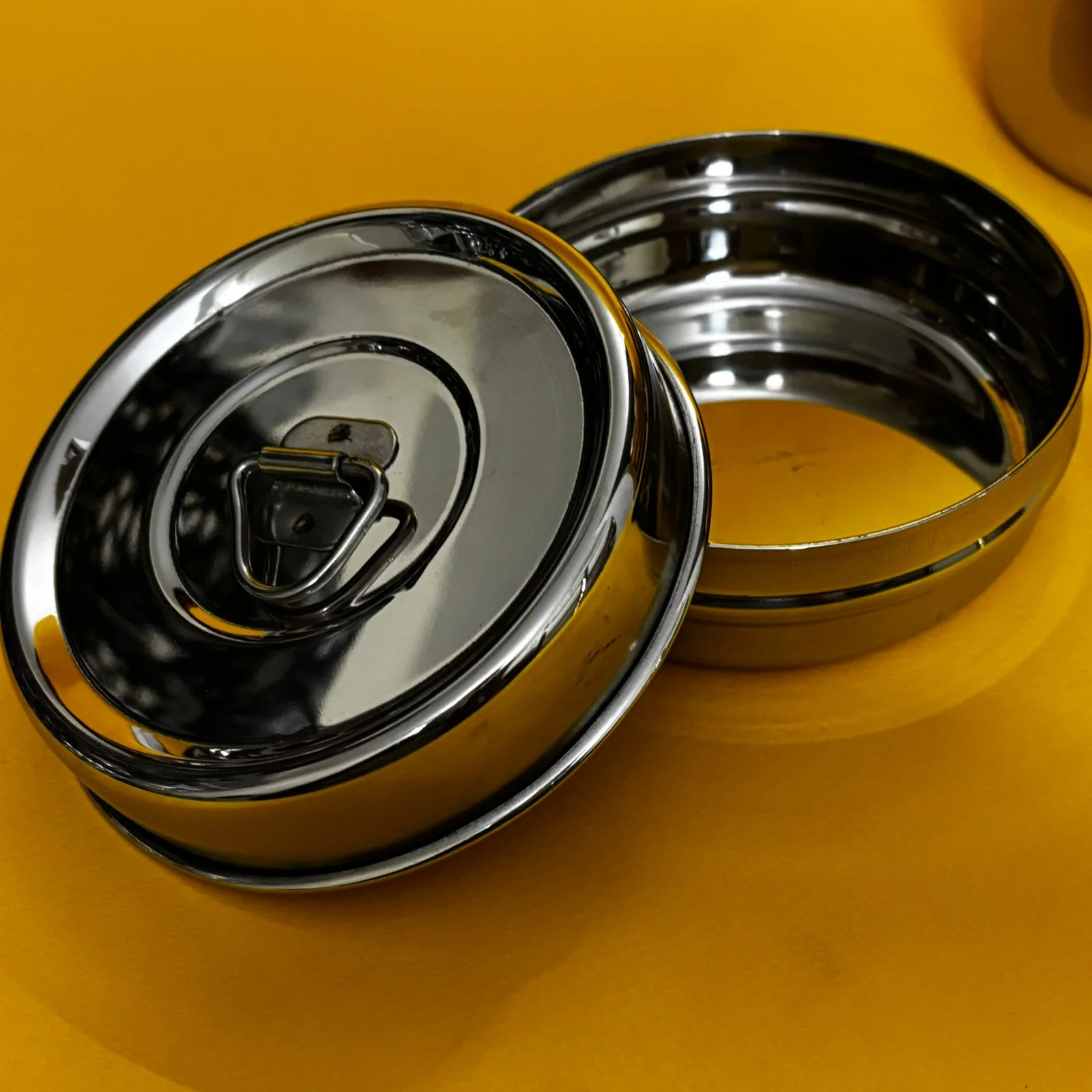 Food Pack in Salem stainless steel - Image 3