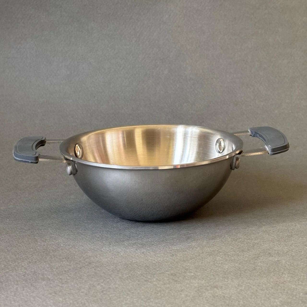 Mini Triply Stainless Steel Kadai with Silicon Handle - Image 4