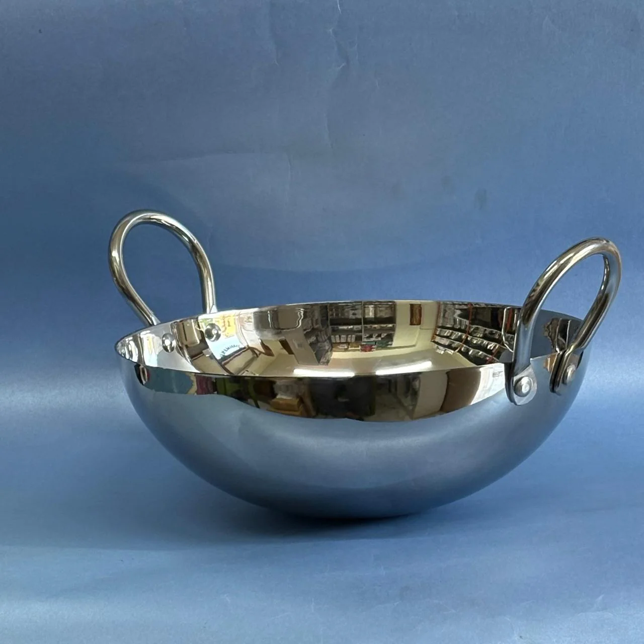 Round bottom, deep Kadai in stainless steel - Image 5