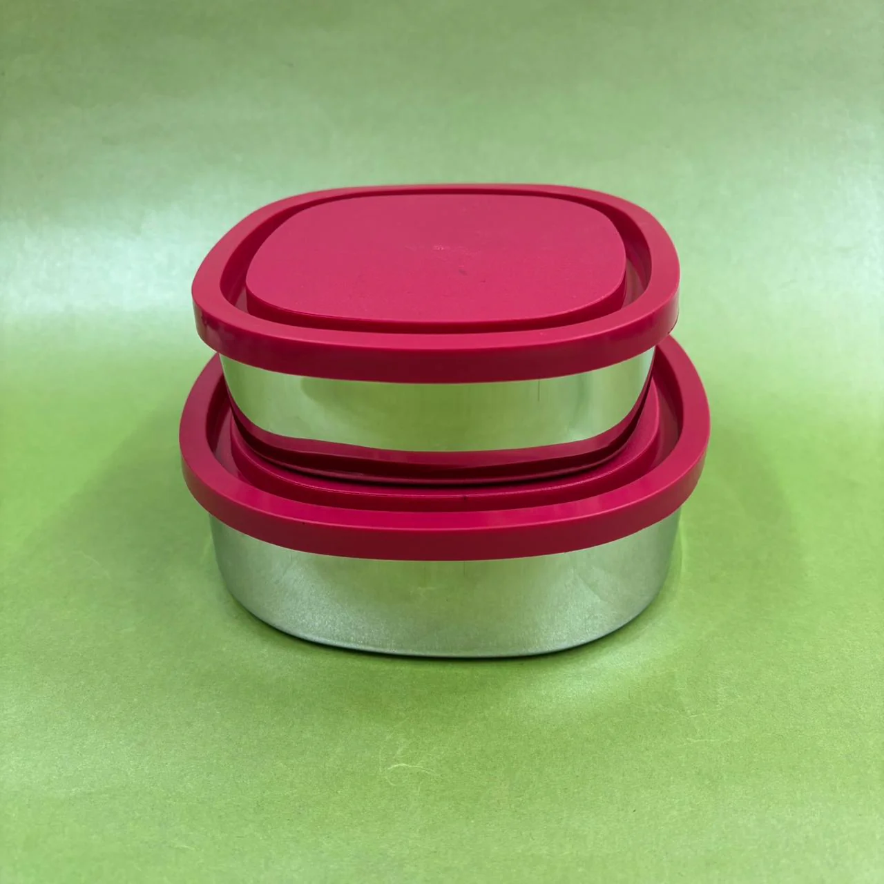 Square Container in Stainless Steel with Airtight Plastic Lid - Image 2