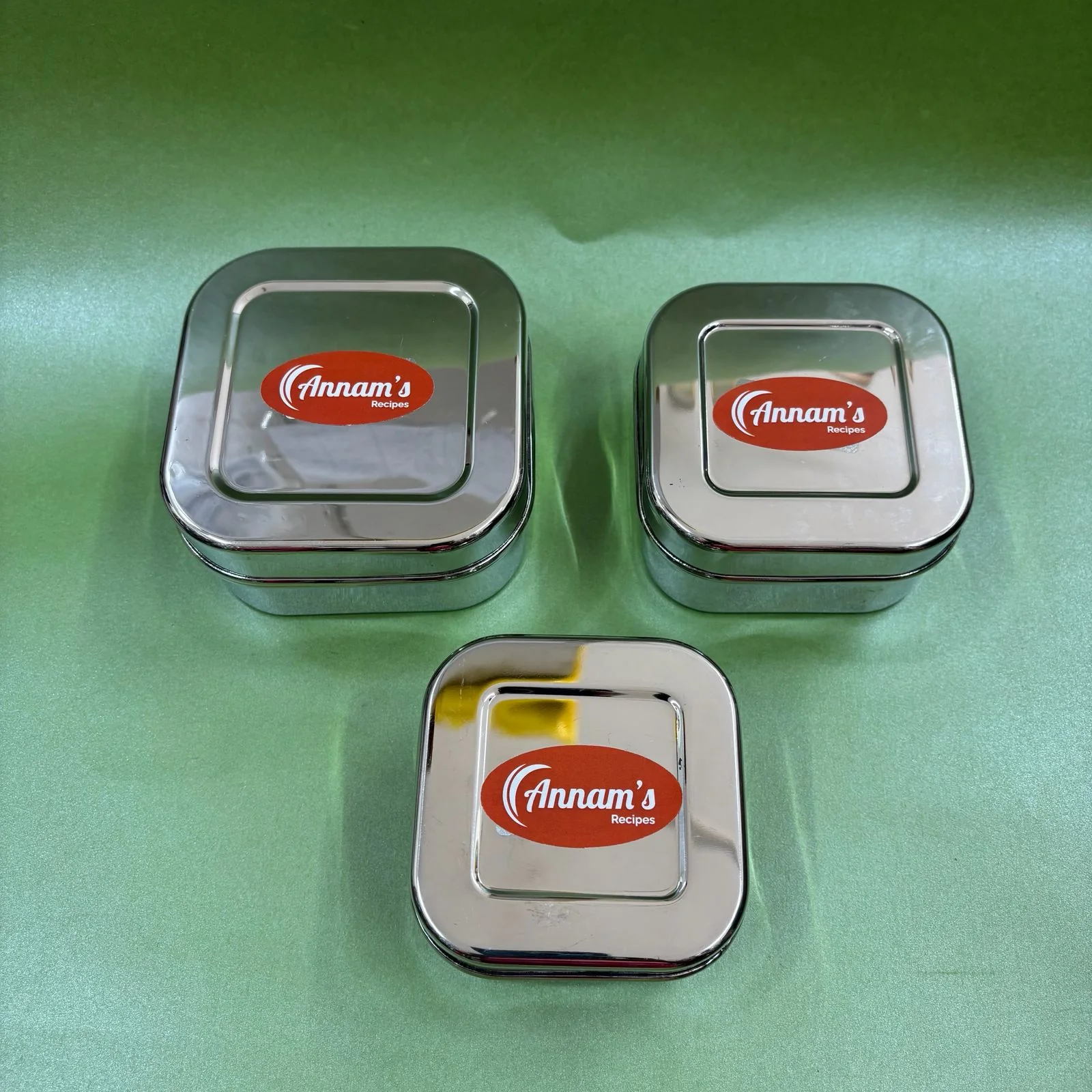 Square Lunch Box in Stainless Steel - Image 4
