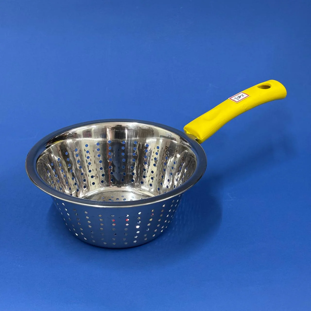 Stainless Steel Vegetable Strainer with Plastic Handle - Image 5