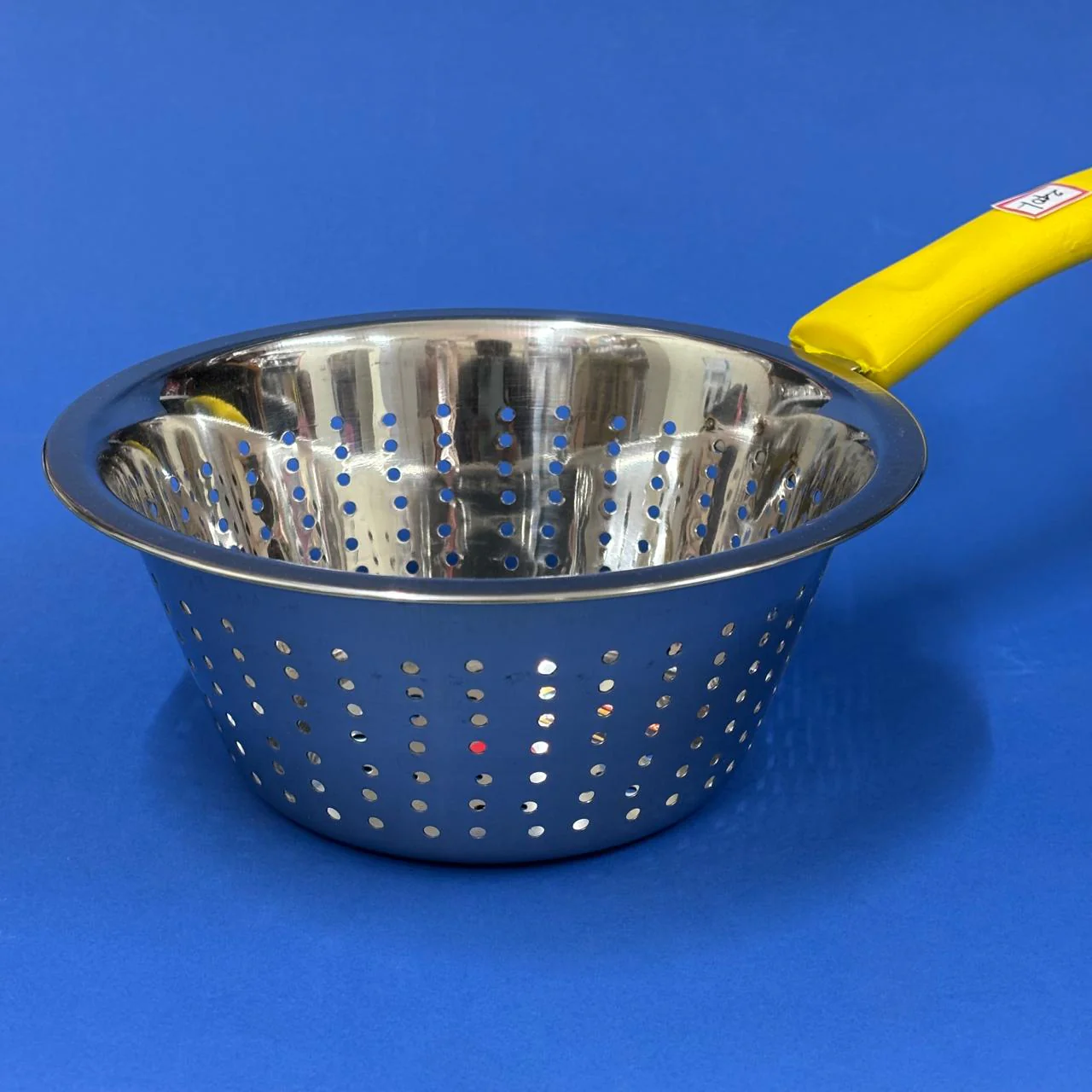 Stainless Steel Vegetable Strainer with Plastic Handle - Image 6